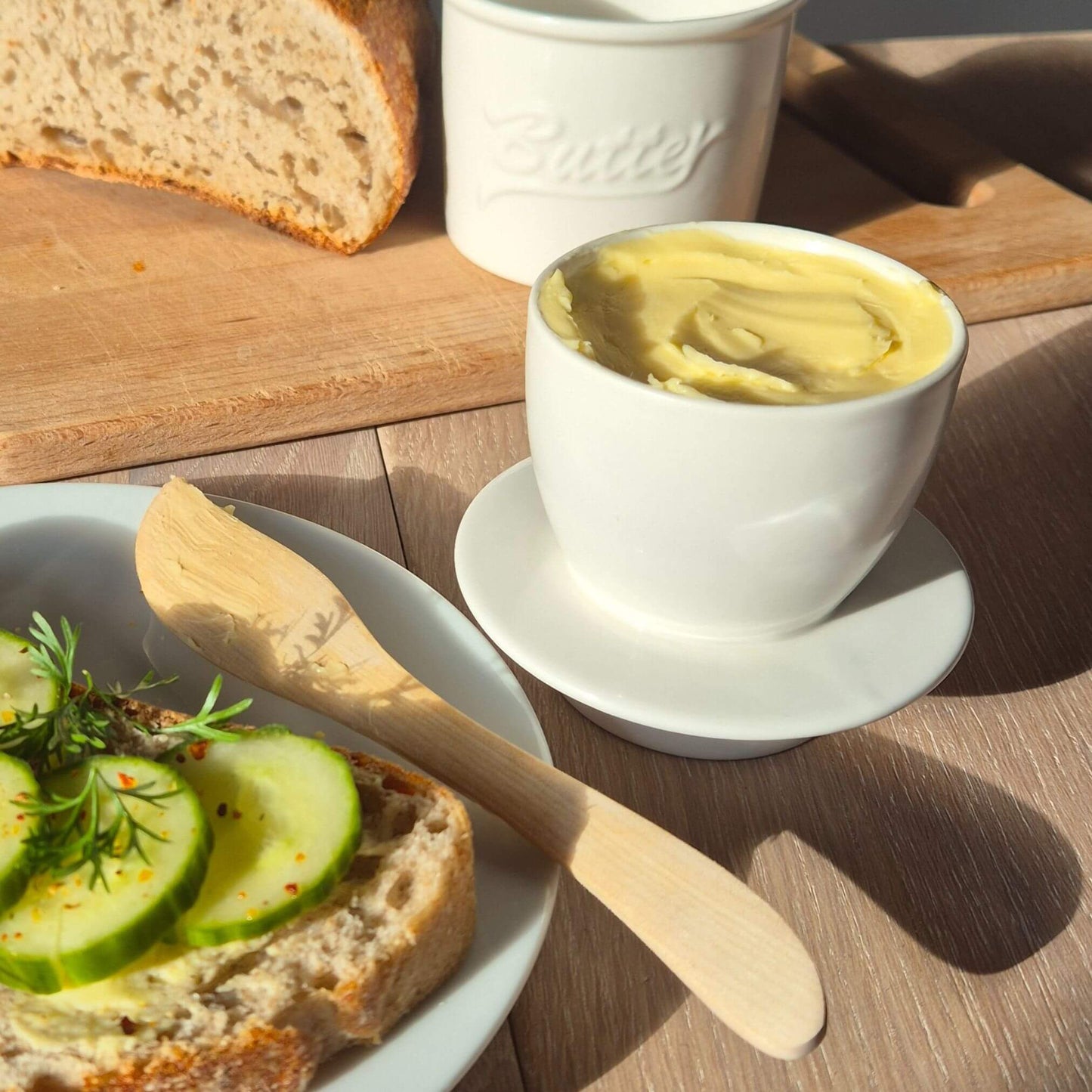 Smørklokke i klassisk stil – perfekt på frokostbordet